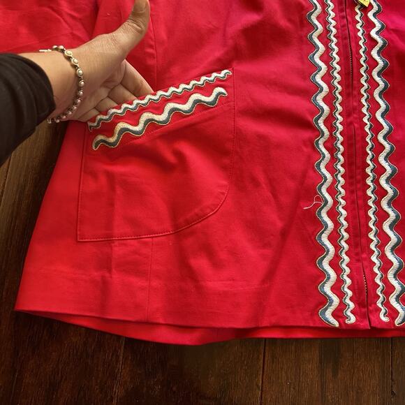 Bob Mackie Wearable Art QVC red collarless embroidered full zip jacket Sz 1X - Picture 6 of 9